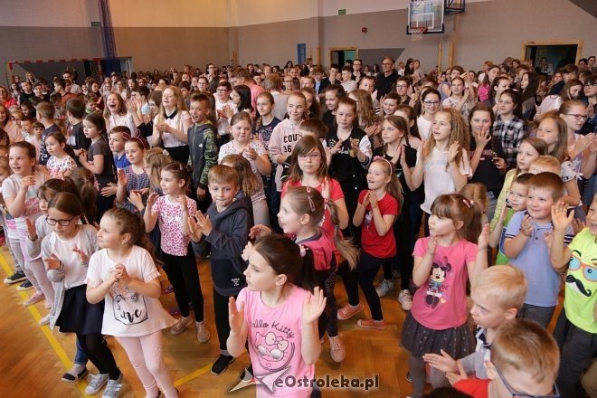 Dzień tańca w ostrołęckiej „dziesiątce” [25.04.2018] - zdjęcie #21 - eOstroleka.pl