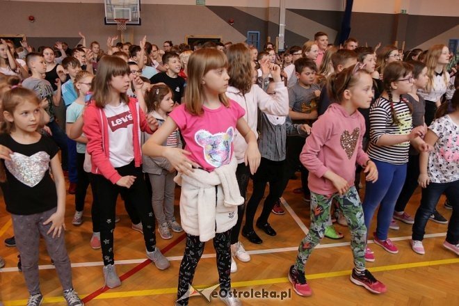 Dzień tańca w ostrołęckiej „dziesiątce” [25.04.2018] - zdjęcie #35 - eOstroleka.pl