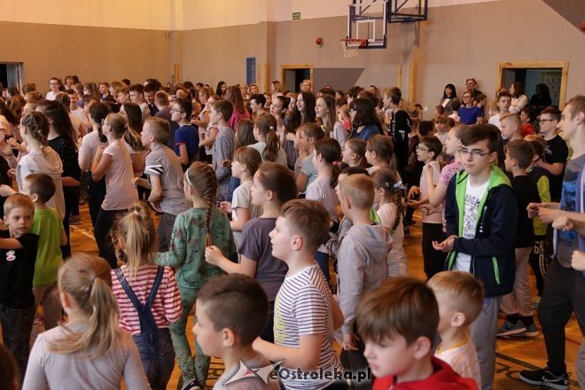 Dzień tańca w ostrołęckiej „dziesiątce” [25.04.2018] - zdjęcie #70 - eOstroleka.pl