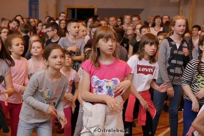 Dzień tańca w ostrołęckiej „dziesiątce” [25.04.2018] - zdjęcie #72 - eOstroleka.pl
