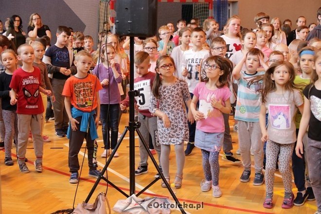 Dzień tańca w ostrołęckiej „dziesiątce” [25.04.2018] - zdjęcie #13 - eOstroleka.pl