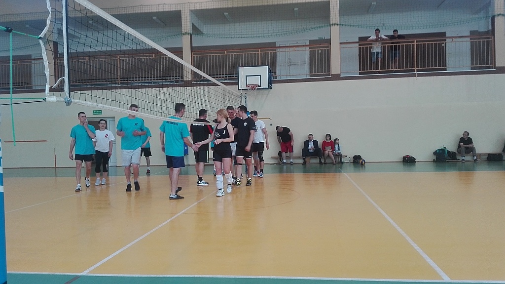 I Powiatowy Turniej Drużyn Mieszanych w Piłkę Siatkową [22.04.2018] - zdjęcie #11 - eOstroleka.pl
