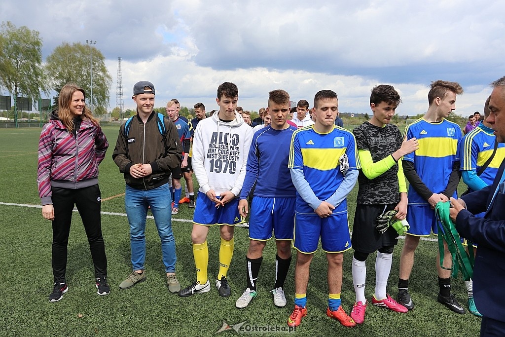 Mistrzostwa Ostrołęki szkół średnich w piłce nożnej mężczyzn [26.04.2018] - zdjęcie #24 - eOstroleka.pl