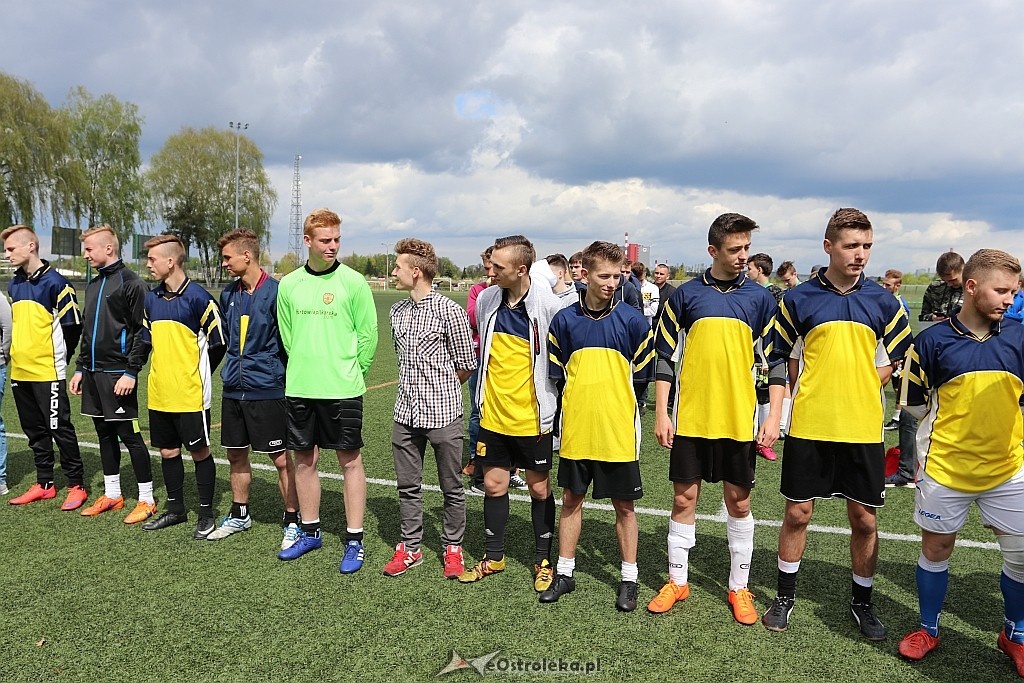 Mistrzostwa Ostrołęki szkół średnich w piłce nożnej mężczyzn [26.04.2018] - zdjęcie #30 - eOstroleka.pl