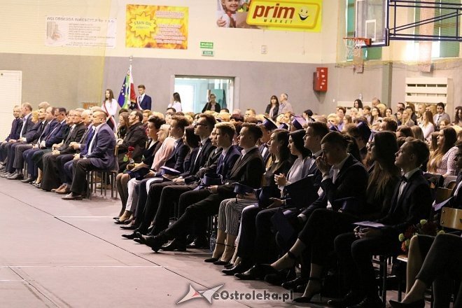 Zakończenie roku szkolnego klas maturalnych z III LO [26.04.2018] - zdjęcie #24 - eOstroleka.pl