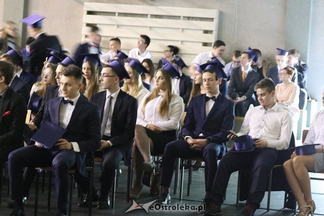 Zakończenie roku szkolnego klas maturalnych z III LO [26.04.2018] - zdjęcie #31 - eOstroleka.pl
