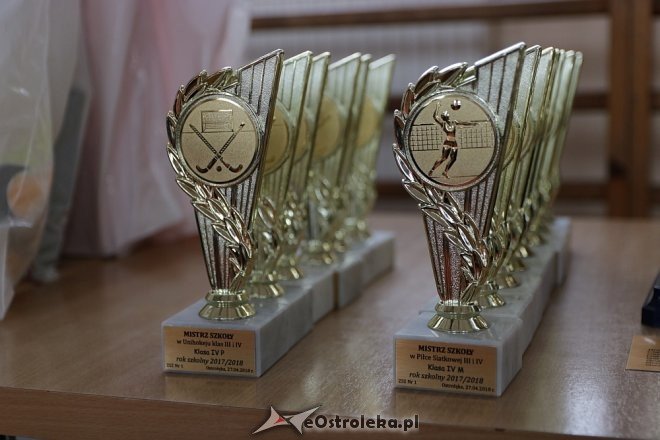 Rozdanie świadectw maturalnych w ZSZ nr 1 w Ostrołęce [27.04.2018] - zdjęcie #63 - eOstroleka.pl