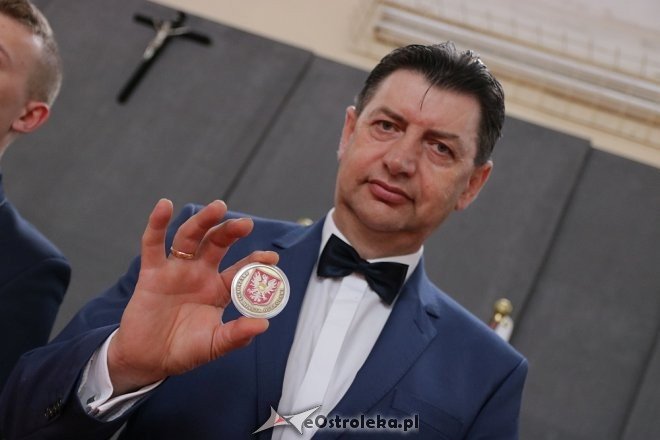 Rozdanie świadectw maturalnych w ZSZ nr 1 w Ostrołęce [27.04.2018] - zdjęcie #9 - eOstroleka.pl