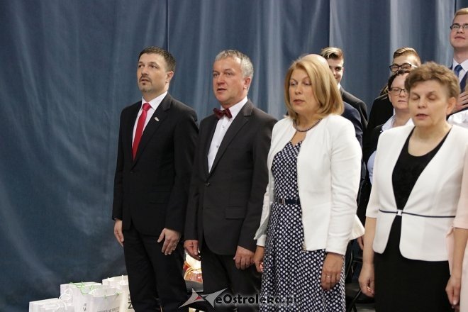 Rozdanie świadectw maturalnych w ZSZ nr 4 [27.04.2018] - zdjęcie #65 - eOstroleka.pl