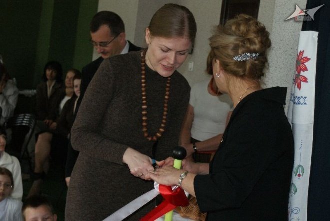 „Psiękne, bo kurpsioskie” – niezwykła wystawa w SP nr 10 (11.05.2010) - zdjęcie #22 - eOstroleka.pl