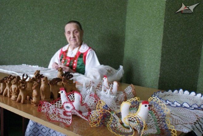 „Psiękne, bo kurpsioskie” – niezwykła wystawa w SP nr 10 (11.05.2010) - zdjęcie #15 - eOstroleka.pl