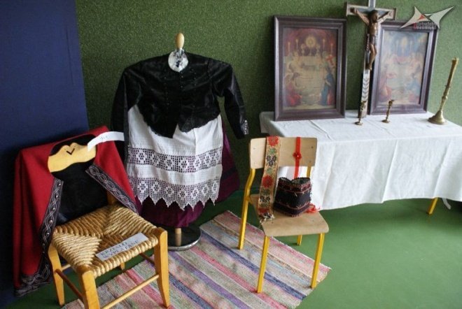 „Psiękne, bo kurpsioskie” – niezwykła wystawa w SP nr 10 (11.05.2010) - zdjęcie #11 - eOstroleka.pl