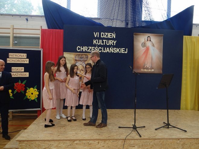 VI Dzień Kultury Chrześcijańskiej w SP w Białobieli [28.04.2018] - zdjęcie #24 - eOstroleka.pl