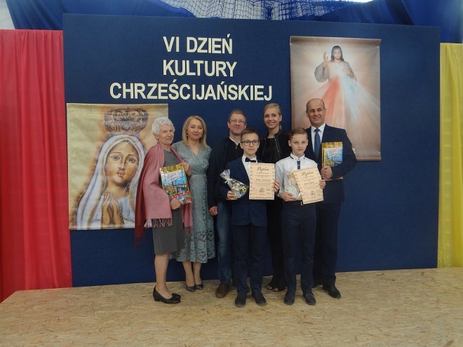 VI Dzień Kultury Chrześcijańskiej w SP w Białobieli [28.04.2018] - zdjęcie #30 - eOstroleka.pl