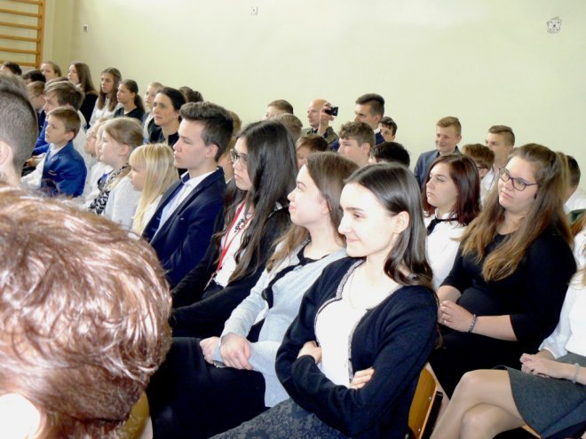 Uczniowie SP w Wykrocie pamiętają o ofiarach Katynia [30.04.2018] - zdjęcie #22 - eOstroleka.pl