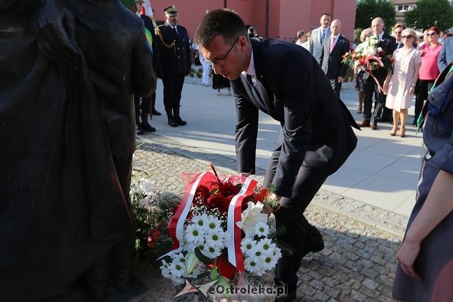 Miejskie obchody Święta Konstytucji 3 maja [03.05.2018] - zdjęcie #15 - eOstroleka.pl