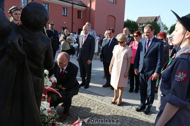 Miejskie obchody Święta Konstytucji 3 maja [03.05.2018] - zdjęcie #13 - eOstroleka.pl