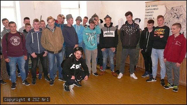 Uczniowie ZSZ nr 1 z wizytą na poligonie w Bemowie Piskim [04.05.2018] - zdjęcie #25 - eOstroleka.pl
