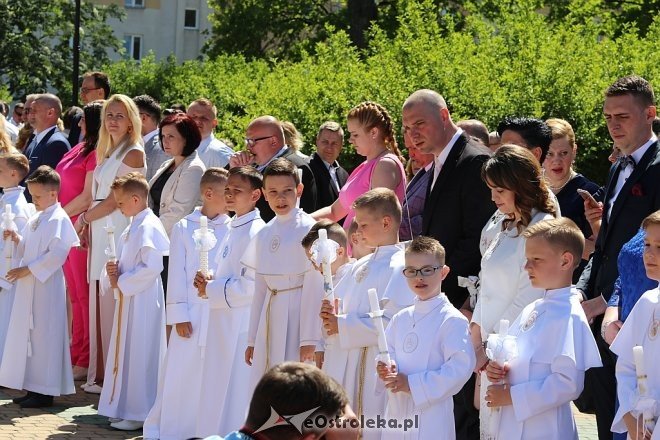 Pierwsza Komunia Święta w parafii pw. Zbawiciela Świata [06.05.2018] - zdjęcie #5 - eOstroleka.pl