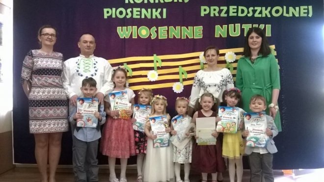 Kadzidło: Wiosenne nutki w Radosnym Zakątku [08.05.2018] - zdjęcie #5 - eOstroleka.pl
