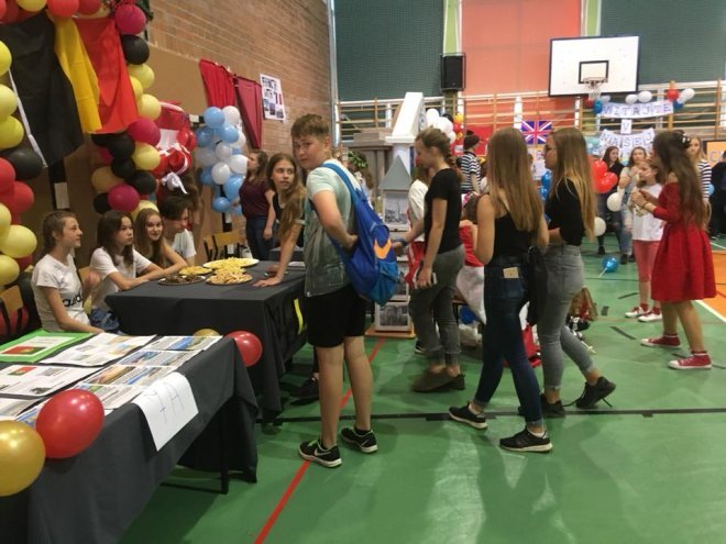 Dzień Europejski w Szkole Podstawowej nr 5 [10.05.2018] - zdjęcie #9 - eOstroleka.pl