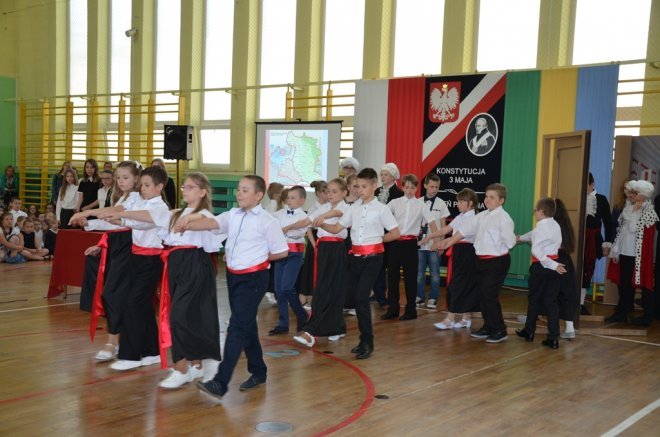 Święto Patrona w Szkole Podstawowej nr 2 [10.05.2018] - zdjęcie #11 - eOstroleka.pl