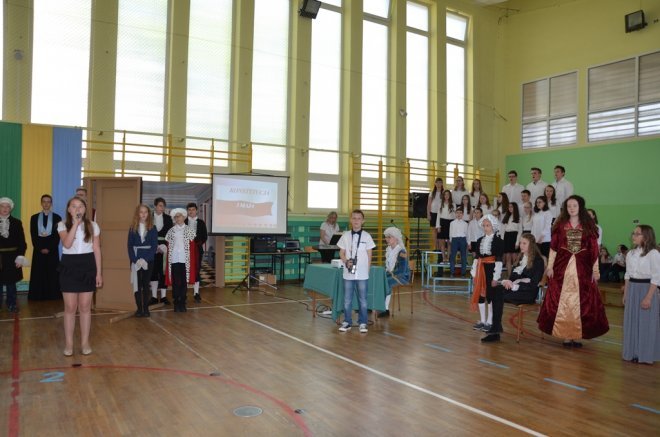 Święto Patrona w Szkole Podstawowej nr 2 [10.05.2018] - zdjęcie #25 - eOstroleka.pl