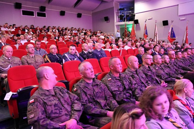 LXIV Uroczysta sesja Rady Miasta [12.05.2018] - zdjęcie #237 - eOstroleka.pl