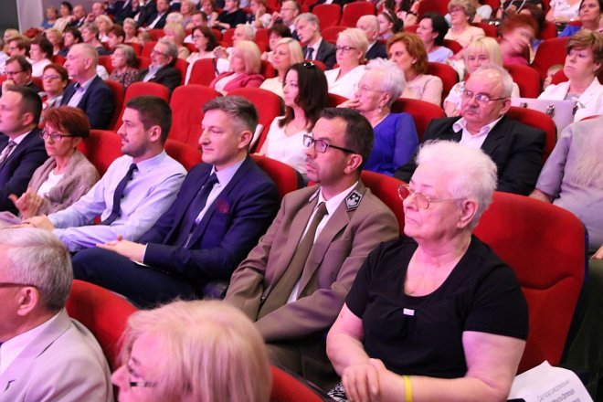 LXIV Uroczysta sesja Rady Miasta [12.05.2018] - zdjęcie #215 - eOstroleka.pl