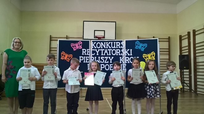 Konkurs „Pierwszy krok w poezję” w SP nr 6 [17.05.2018] - zdjęcie #10 - eOstroleka.pl