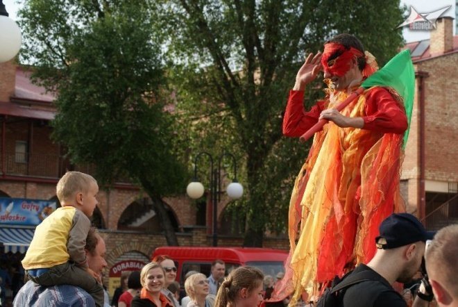 Dni Ostrołęki 2010 - Festiwal Teatralny (13.05.2010) - zdjęcie #18 - eOstroleka.pl