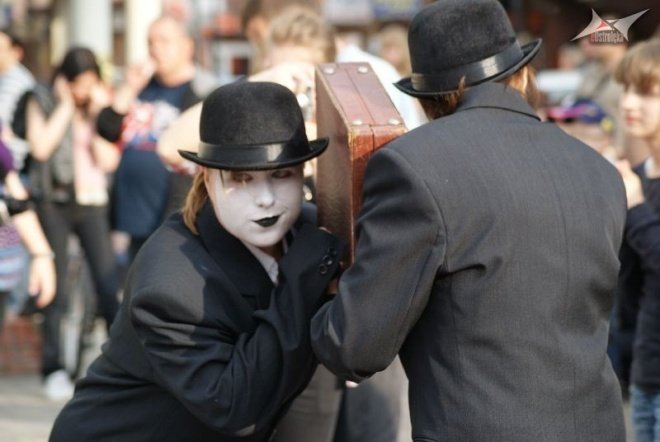 Dni Ostrołęki 2010 - Festiwal Teatralny (13.05.2010) - zdjęcie #13 - eOstroleka.pl