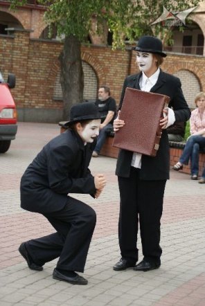 Dni Ostrołęki 2010 - Festiwal Teatralny (13.05.2010) - zdjęcie #38 - eOstroleka.pl