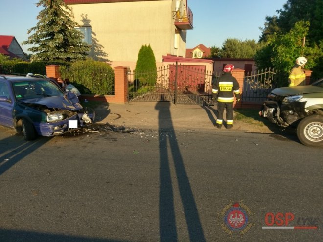 Zalas: Wypadek z udziałem pojazdu Żandarmerii Wojskowej [20.05.2018] - zdjęcie #4 - eOstroleka.pl