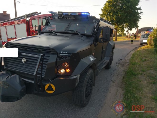 Zalas: Wypadek z udziałem pojazdu Żandarmerii Wojskowej [20.05.2018] - zdjęcie #8 - eOstroleka.pl