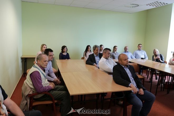 Spotkanie z posłem Łukaszem Rzepeckim [21.05.2018] - zdjęcie #2 - eOstroleka.pl