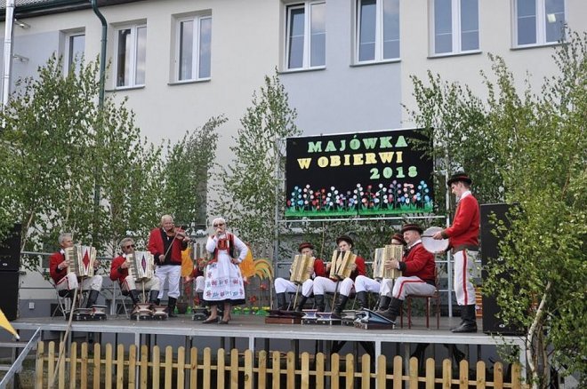 XIV Majówka Kurpiowska w Obierwi [13.05.2018] - zdjęcie #45 - eOstroleka.pl