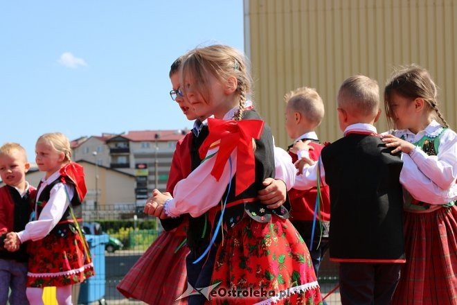 VII Przedszkolny Festiwal Tańca [22.05.2018] - zdjęcie #9 - eOstroleka.pl