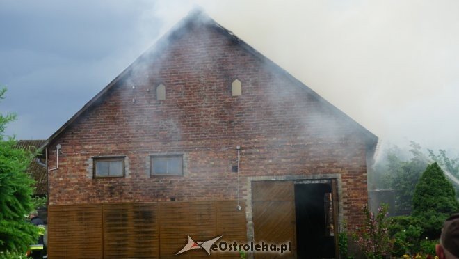 Pożar w Obierwi. Trwa akcja gaśnicza [22.05.2018] - zdjęcie #19 - eOstroleka.pl