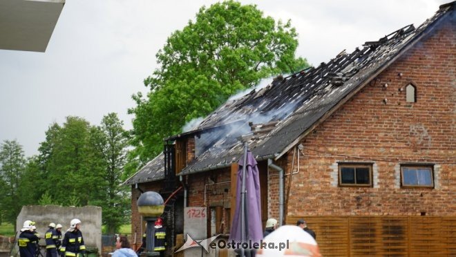 Pożar w Obierwi. Trwa akcja gaśnicza [22.05.2018] - zdjęcie #27 - eOstroleka.pl