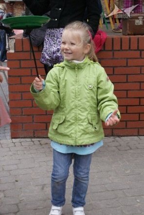 Dni Ostrołęki - Warsztaty cyrkowe (15.05.2010) - zdjęcie #17 - eOstroleka.pl