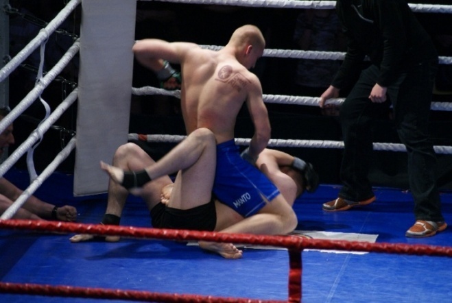 Gala MMA i K1 w Ostrołęce (15.05.2010) - zdjęcie #54 - eOstroleka.pl