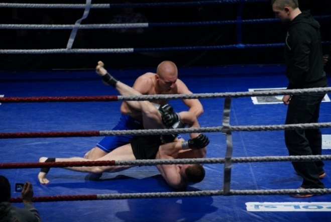 Gala MMA i K1 w Ostrołęce (15.05.2010) - zdjęcie #53 - eOstroleka.pl