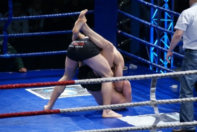 Gala MMA i K1 w Ostrołęce (15.05.2010) - zdjęcie #33 - eOstroleka.pl