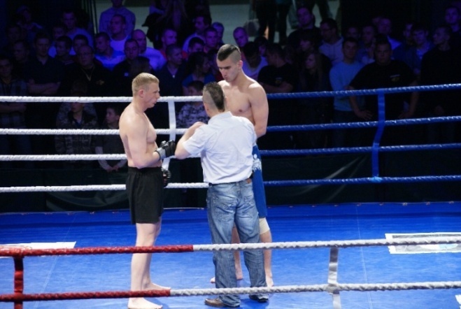 Gala MMA i K1 w Ostrołęce (15.05.2010) - zdjęcie #29 - eOstroleka.pl