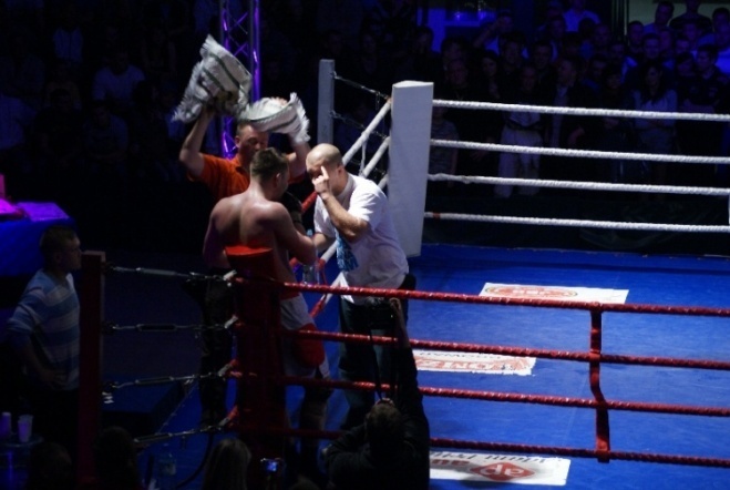 Gala MMA i K1 w Ostrołęce (15.05.2010) - zdjęcie #8 - eOstroleka.pl