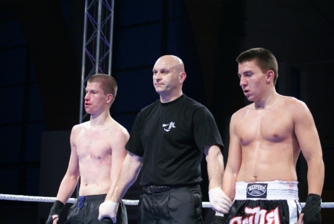 Gala MMA i K1 w Ostrołęce (15.05.2010) - zdjęcie #87 - eOstroleka.pl