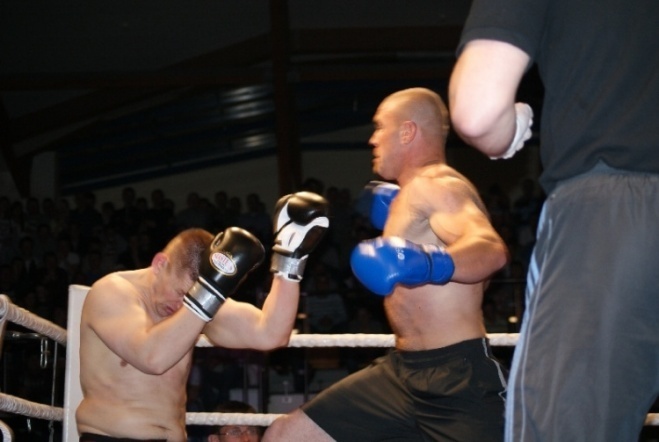 Gala MMA i K1 w Ostrołęce (15.05.2010) - zdjęcie #76 - eOstroleka.pl