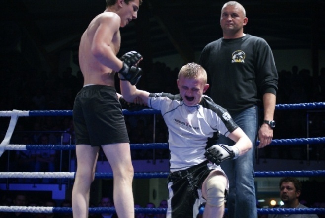 Gala MMA i K1 w Ostrołęce (15.05.2010) - zdjęcie #64 - eOstroleka.pl