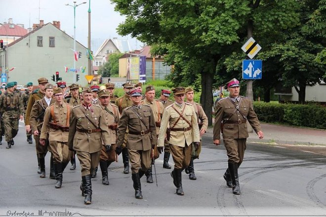 Parada wojskowa na ulicach Ostrołęki [26.05.2018] - zdjęcie #3 - eOstroleka.pl
